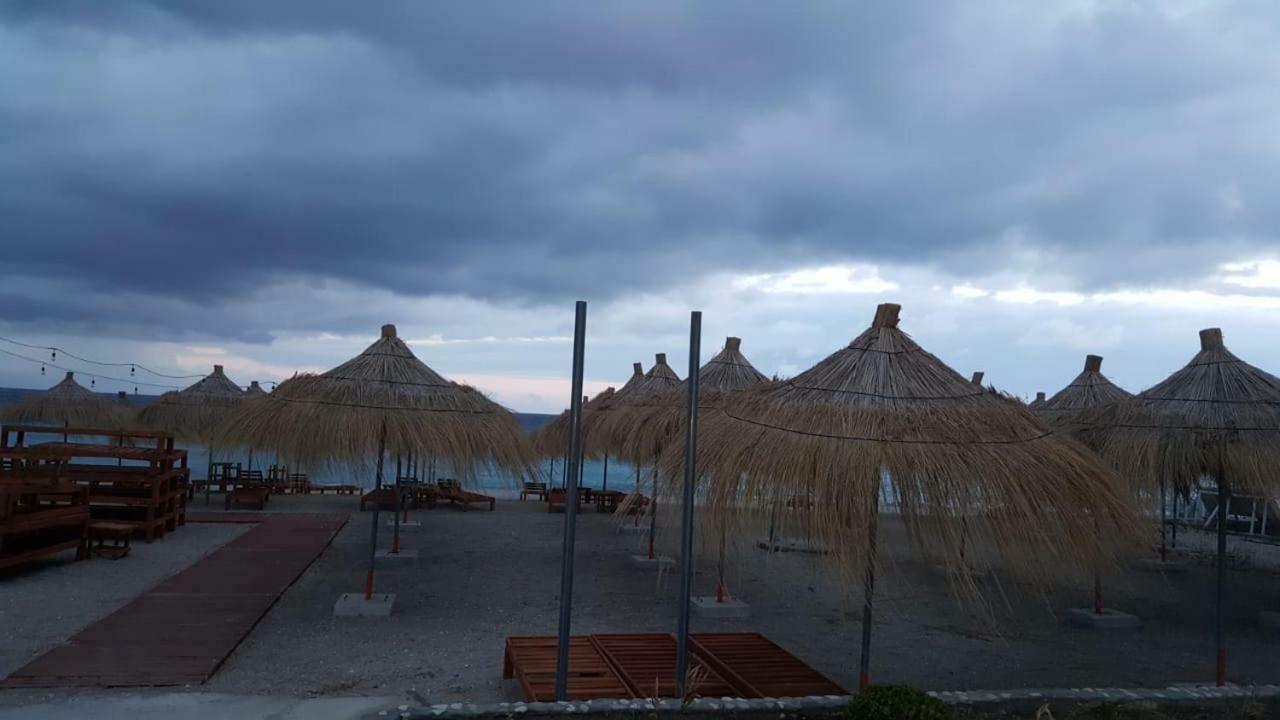 Summer Land Borsh Exterior foto